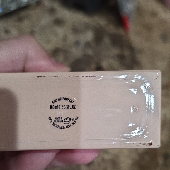 Gucci Bloom - Sophisticated Pink Essence - Picture 2 of 5